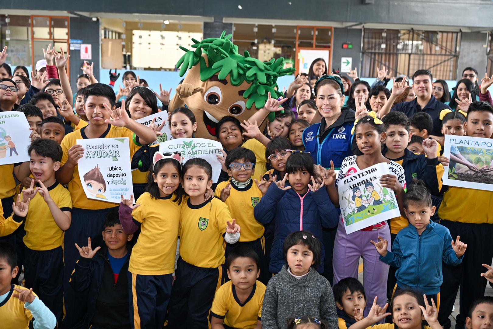 Actividad de educación ambiental con estudiantes